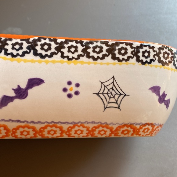 Temptations Boo-fetti 2 quart casserole style dish. - Picture 5 of 8